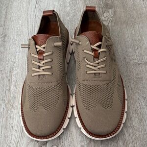 Elegant Tan Oxford Shoes for Men